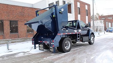 Ace 78-RC-20 Municipal Lugger Hoist Truck