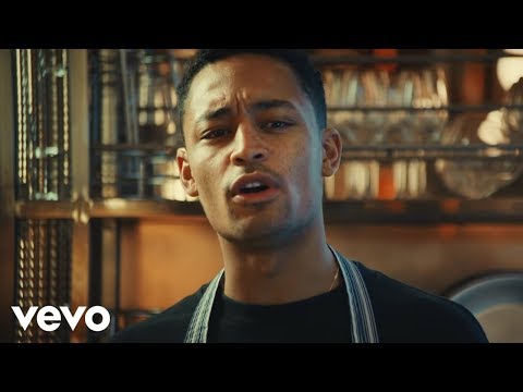 Loyle Carner