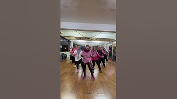 Thumbnail of Zumba / Papasito - Karol G #zumbalovers #papasito #karolg #zumbazinzue #fitnesskugym