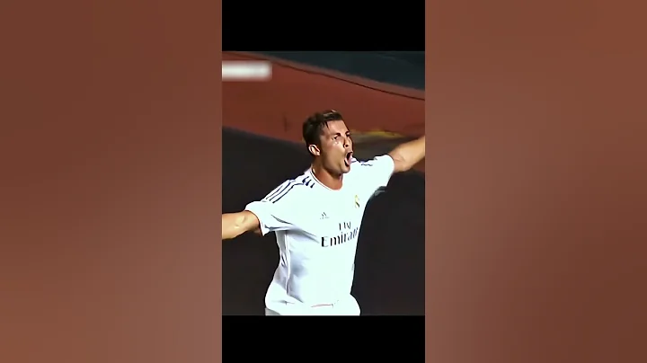 Same Ronaldo, Different Years 🐐🥶 #shorts #ronaldo #alnassr #messi #shortsvideo