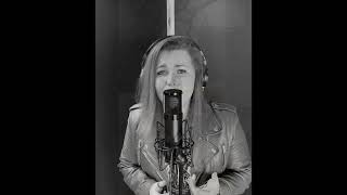 Hold on and breathe ( Official music video) - Camilla Thoen