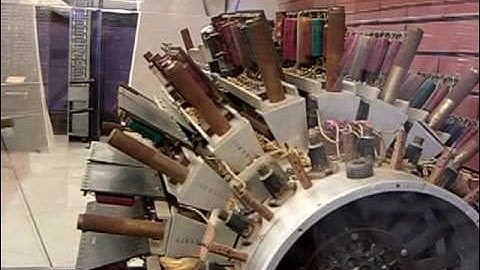 1951 UNIVAC I  - Mercury delay line Memory for computers