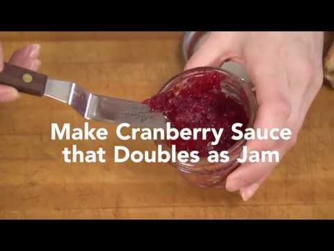 वीडियो: क्रैनबेरी सॉस के साथ उबला हुआ वील
