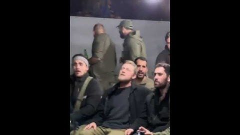 Matisyahu Sings ONE DAY with Israeli Soldiers