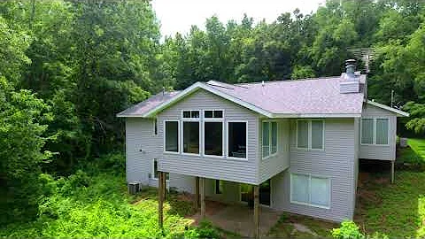 Lowell Michigan-Excepti...  4 BR/3 BTH Ranch Resid...