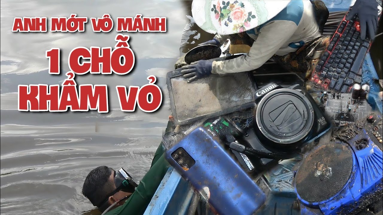 Anh Mót Quá May Mắn Lặn Nơi Rất Nhiều Đồ Điện Tử,Người Dân Làm Rơi Mới Xíu Đã Đầy Ghe