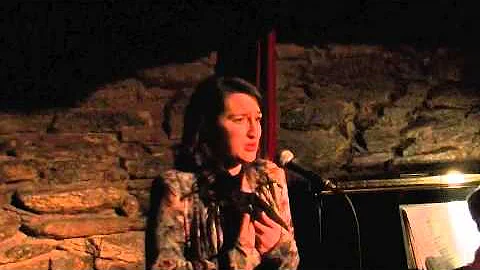 Kathryn Pace singing 'Blue Horizon'