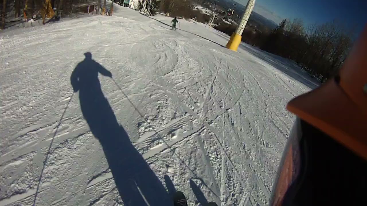 01/28/25 The Big Man with Porkchop skiing Lower Standard.