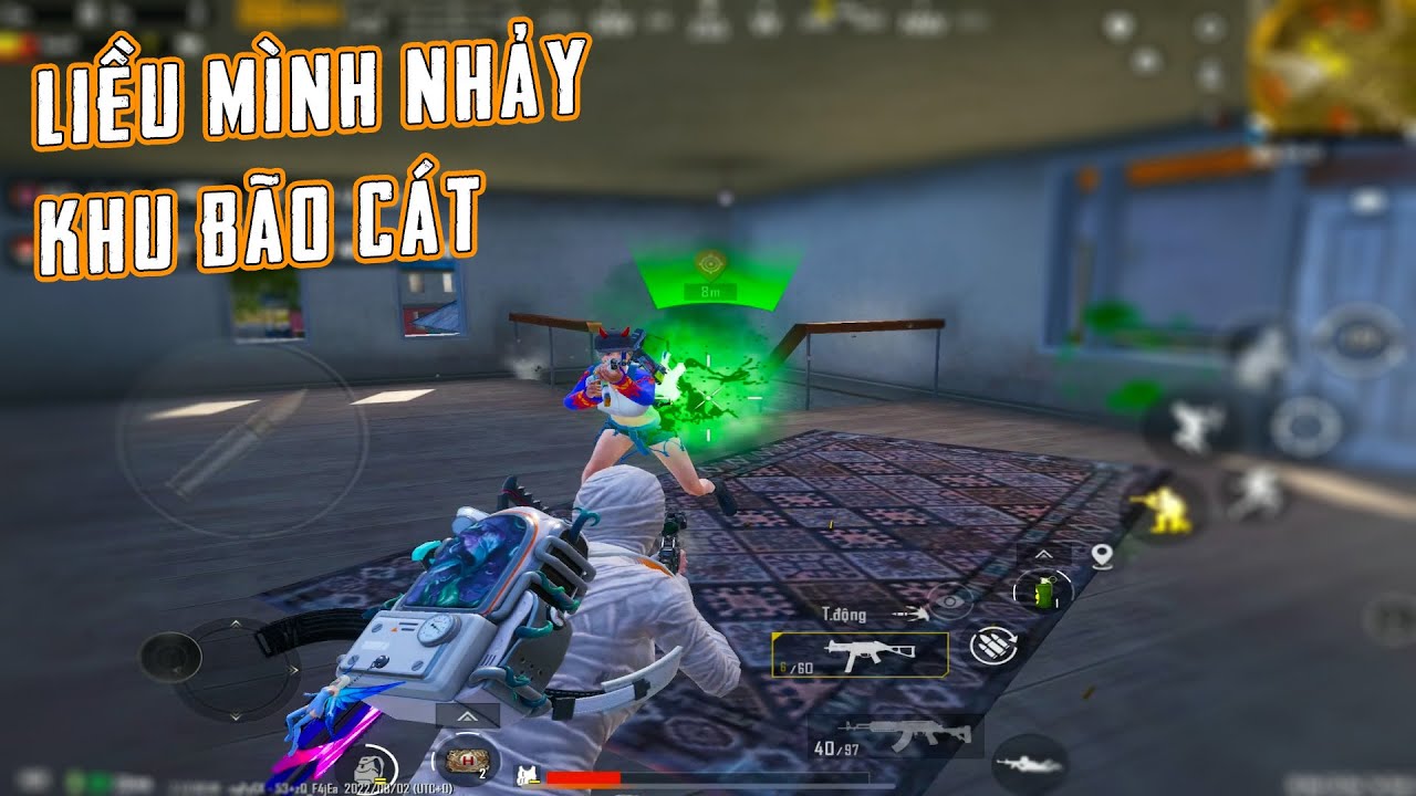 PUBG Mobile || Liều Mình Nhảy Khu Bão Cát Solo Squad Địch Vây Xung Quanh