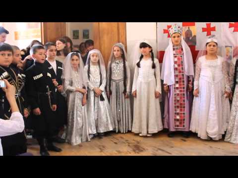 მეოთხე კლასის 2012----2013 სასწავლო წლის ბოლო ღონისძიება (პირველი ნაწილი)