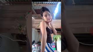 'LIVE BIGO'gadis cantik live sambil masak apa yg terjadi