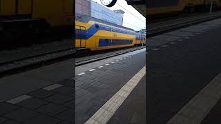 Vertrek 4 Delige Virm Vanaf Station Leeuwardenmet Schrik