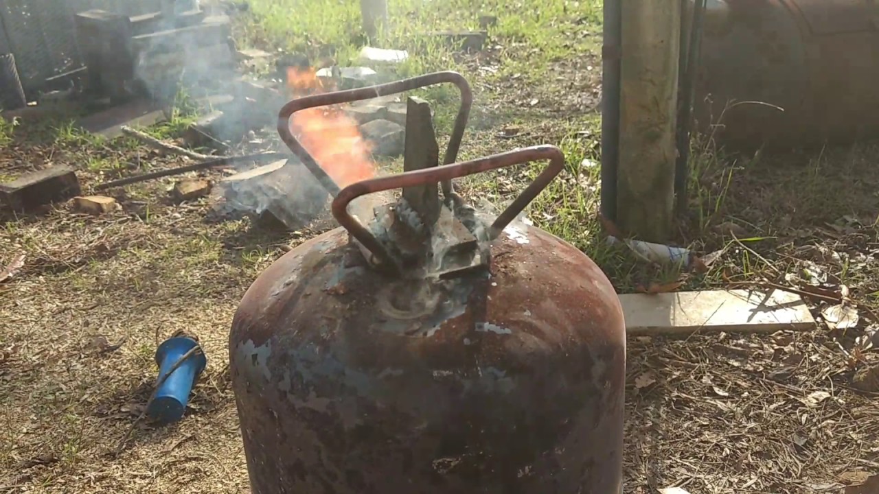 Oil burner that I built out of old Freon tank YouTube