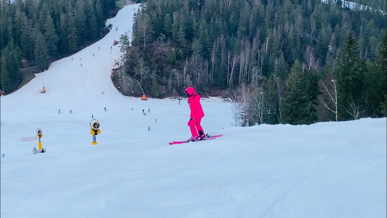 Vi åker skidor på Isaberg Mountain Resort! Mamman blir rädd! Vlogg
