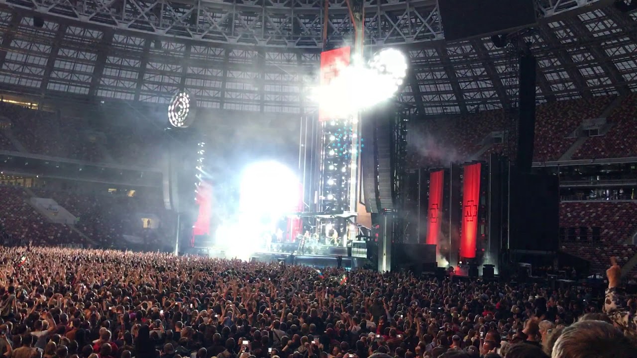 Rammstein - Links 2 3 4 (Moscow live 29.07.2019) - YouTube