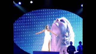 HELENE FISCHER - TAUSEND GUTE GRÜNDE ( BILDER VON DER TOUR )