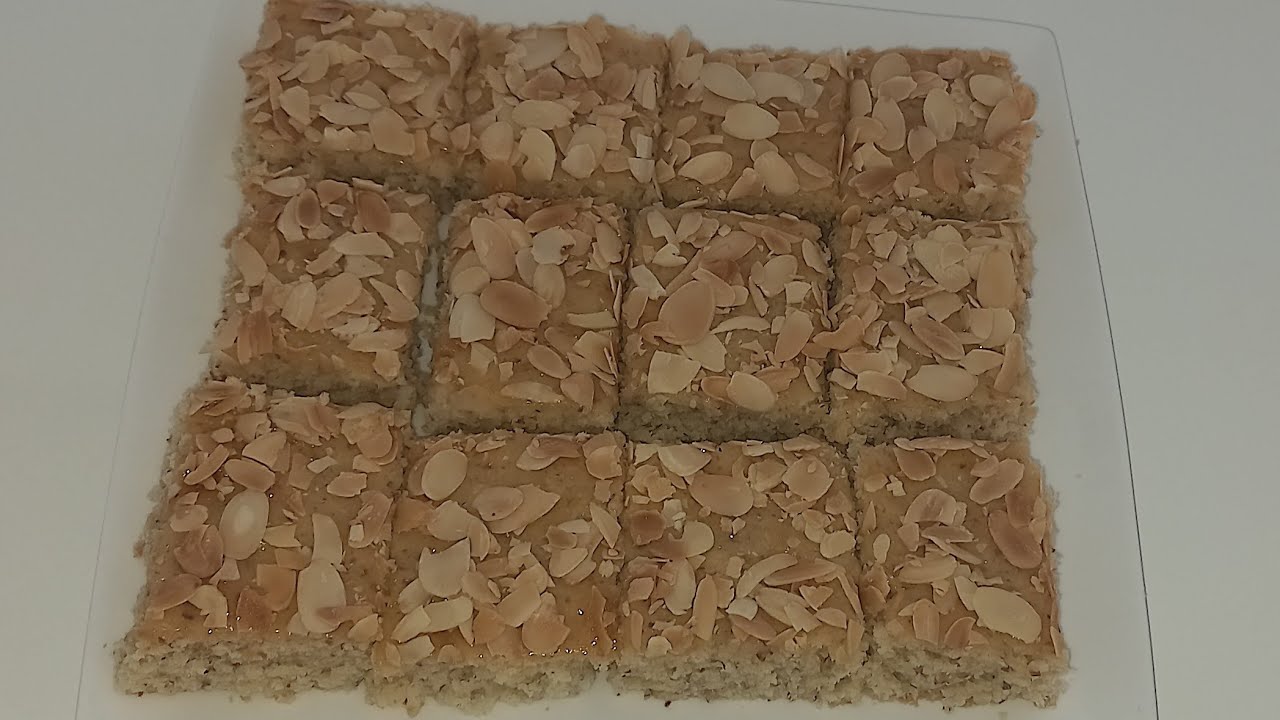 amandelcake sterk van smaak en heerlijk zacht! #notencake#lekkere_toetje#كيكة_لوز