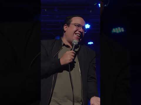 Cuando vayan a un show por favor siéntense en primera fila