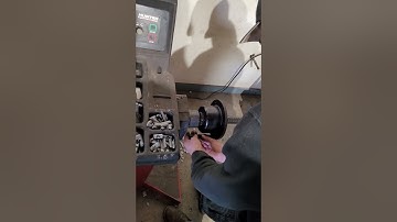 Calibrating Hunter DSP7700 Balancer. start with turning the machine off and then on