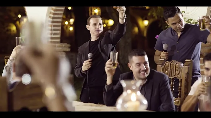 Prieta Linda - Una Noche Entre Amigos - Steeven Sa...