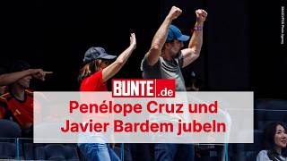 Penélope Cruz und Javier Bardem jubeln mit ihren Spaniern