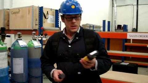 Demonstration of portable DX4030 FTIR multi-gas analyser from Quantitech