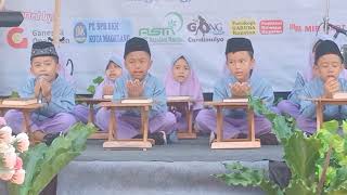 Belajar Mengaji dan penutup Al-Qur'an