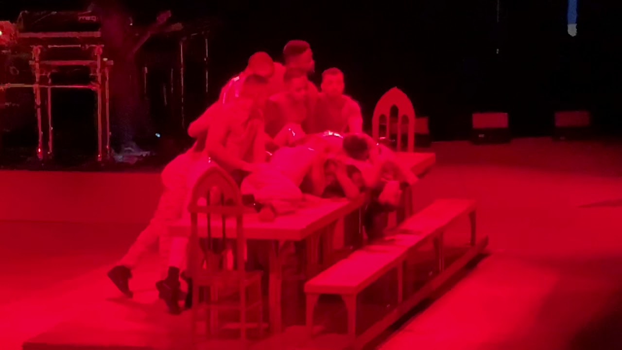 GOD IS A WOMAN LIVE - Ariana Grande Orlando