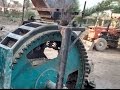 Clay brick machine with single worm