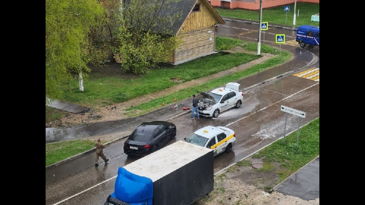 Возгорание такси в Шатуре - YouTube