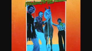Hues Corporation - Miracle Maker (Sweet Soul Shaker) - YouTube