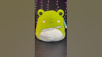 I want my own GORGEOUS GREEN SQUISHMALLOW planet! #squishmallows #shorts