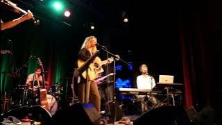 Download lagu Rosie Doonan & Ben Murray & Band - Inishcarra