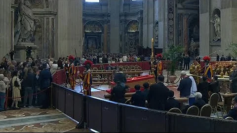 Live video: Pope Francis lies in state at St. Peter's Basilica ahead of funeral