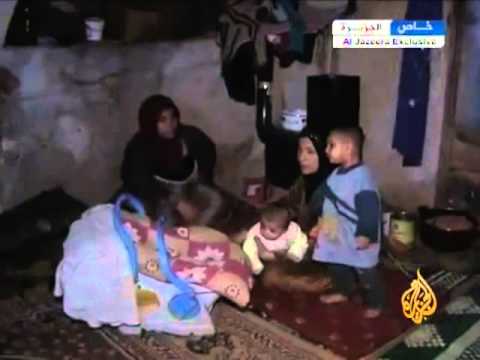 لجوء أهالي إدلب للكهوف هربا من القصف