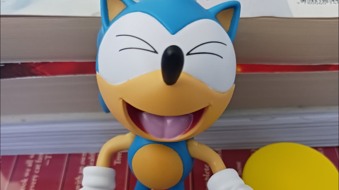 Sonic the Hedgehog Classic Sonic with Yellow Spring Action Figure