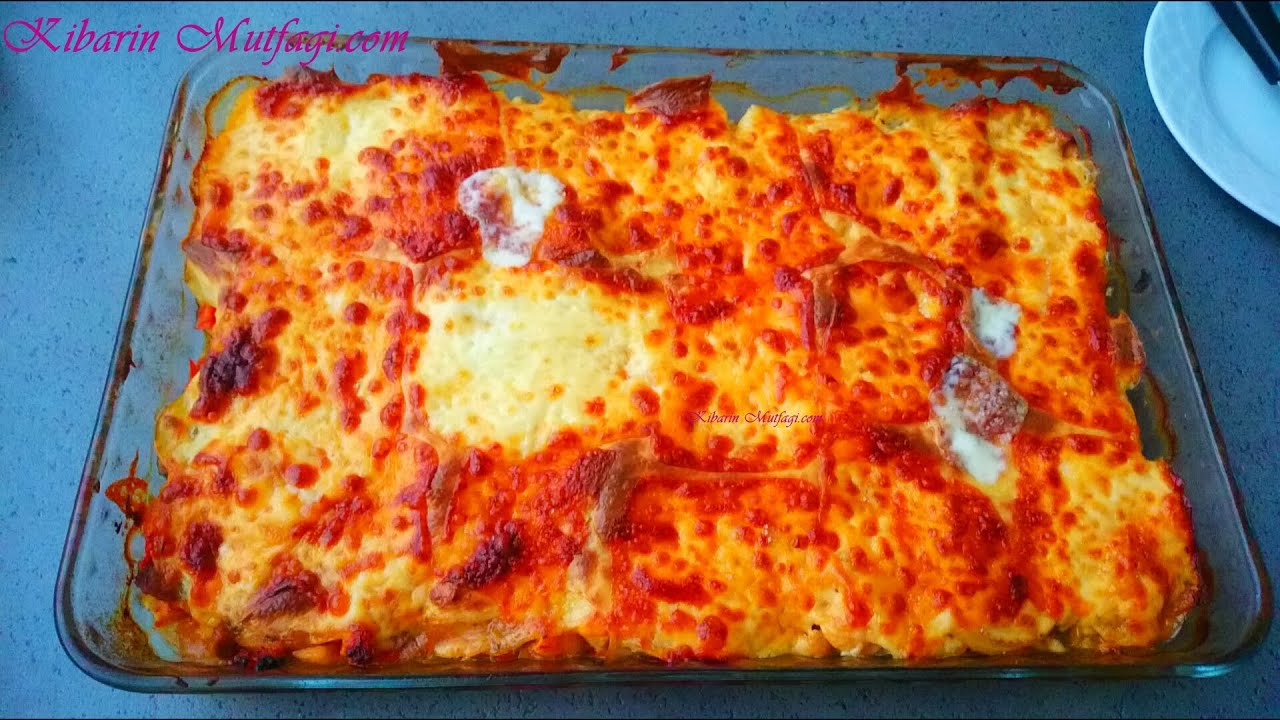 Fırında beşamel soslu tavuk yemeği tarifi (köz biber ve köz patlıcanlı)-Yemek tarifleri