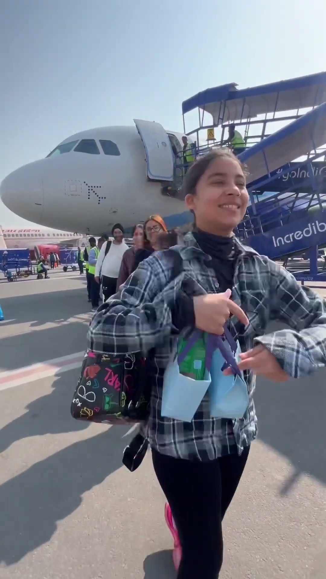 Flight Late Ho Gayi ? | RS 1313 SHORTS | Ramneek Singh 1313 #Shorts