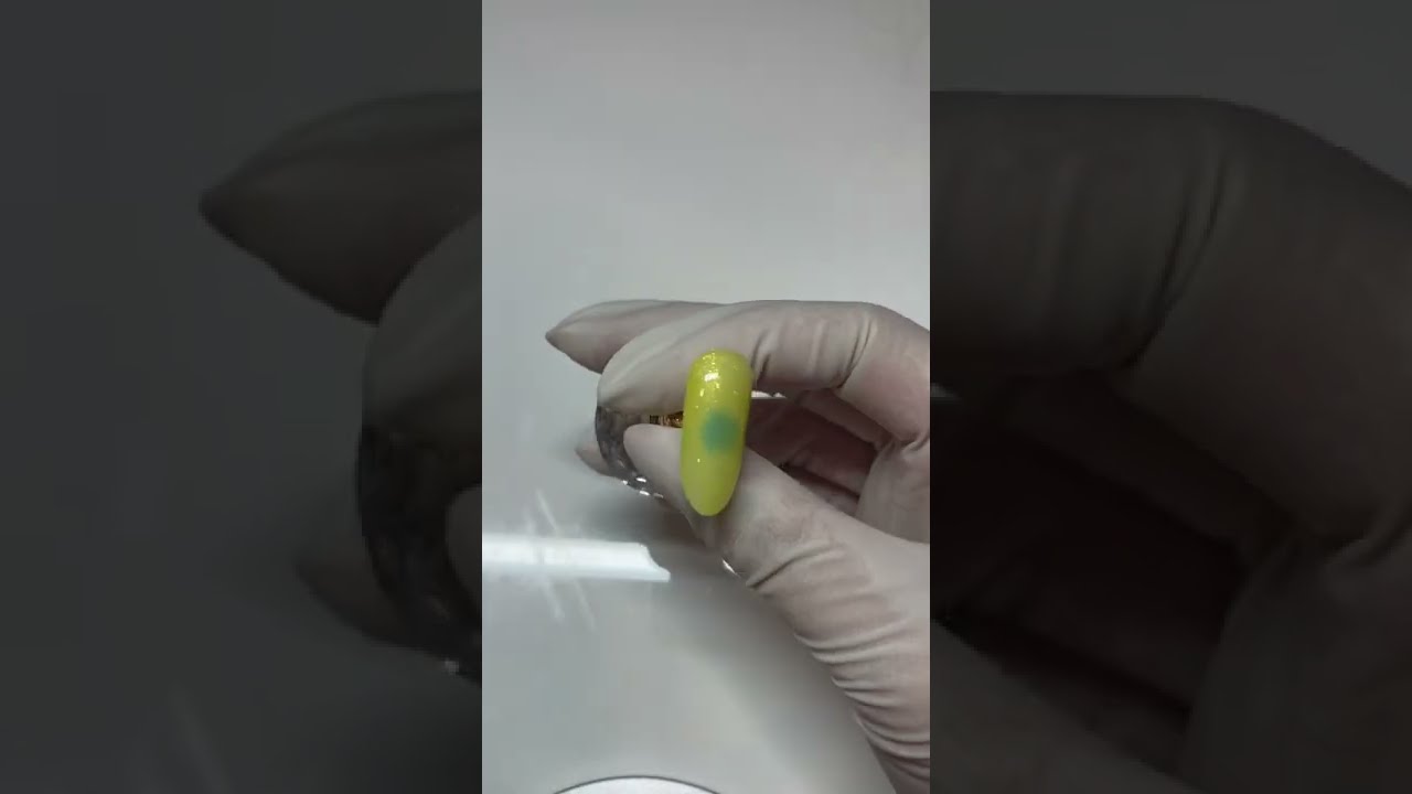 OPI: Power of Hue Summer Colors 2022: Bee Unapologetic