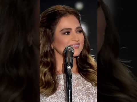 لغة العيون فيروز جوليا بطرس عيون جوليا بطرس بتحكي