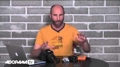 Join Mark Wallace as he walks you through his formula for shooting glamour photography in the studio