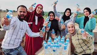 تحدي اسرع فريق ينقل20زجاجه مياه ويفضيها بإيد واحده☝️ فى تلات دقائق والخسران عقابه شديد🙈حصلت خناقه😱