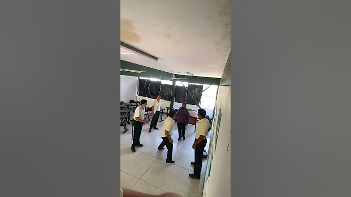 fuerte pelea en la escuela😂