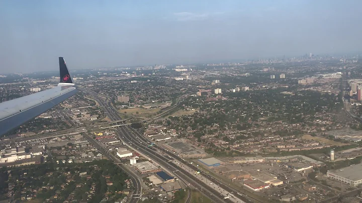 Air Canada Express (Jazz) Mitsubishi CRJ-900LR Landing in Toronto