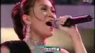 Watch Rachelle Ann Go Through The Rain video