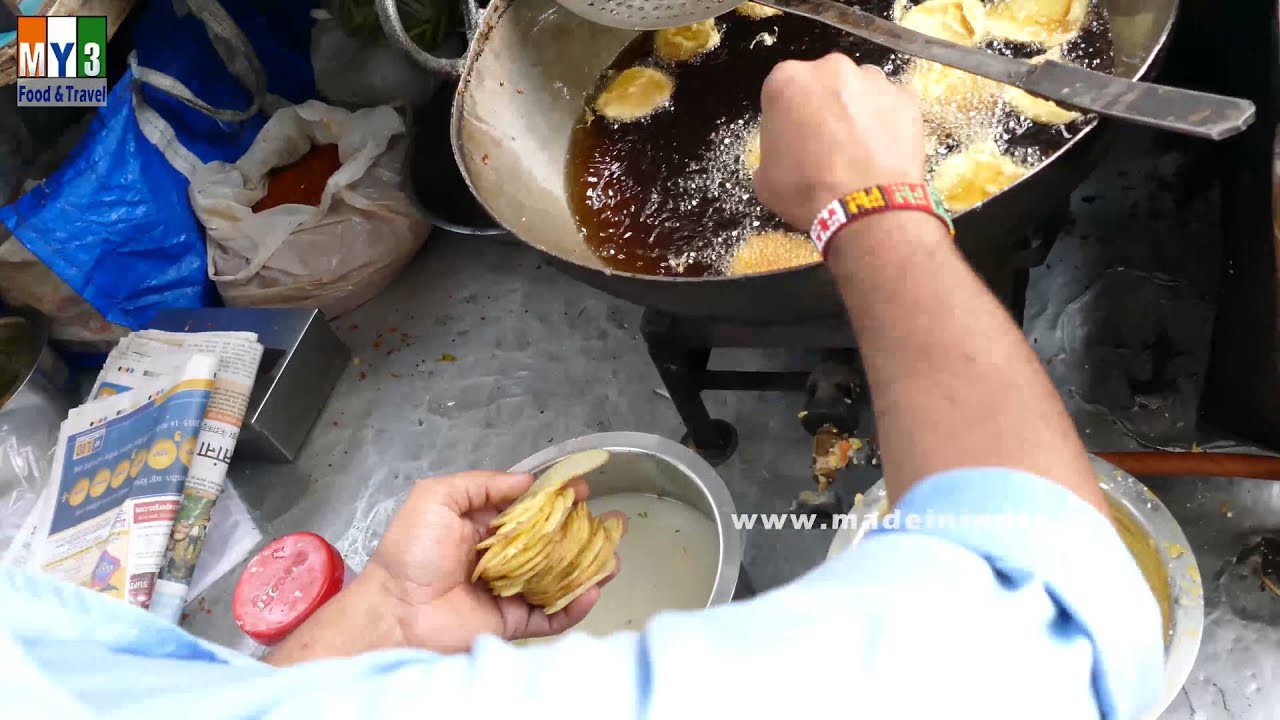 Batatyachi Bhaji Recipe | Maharashtrian Batata Bhaji | POTATO WADA street food | STREET FOOD