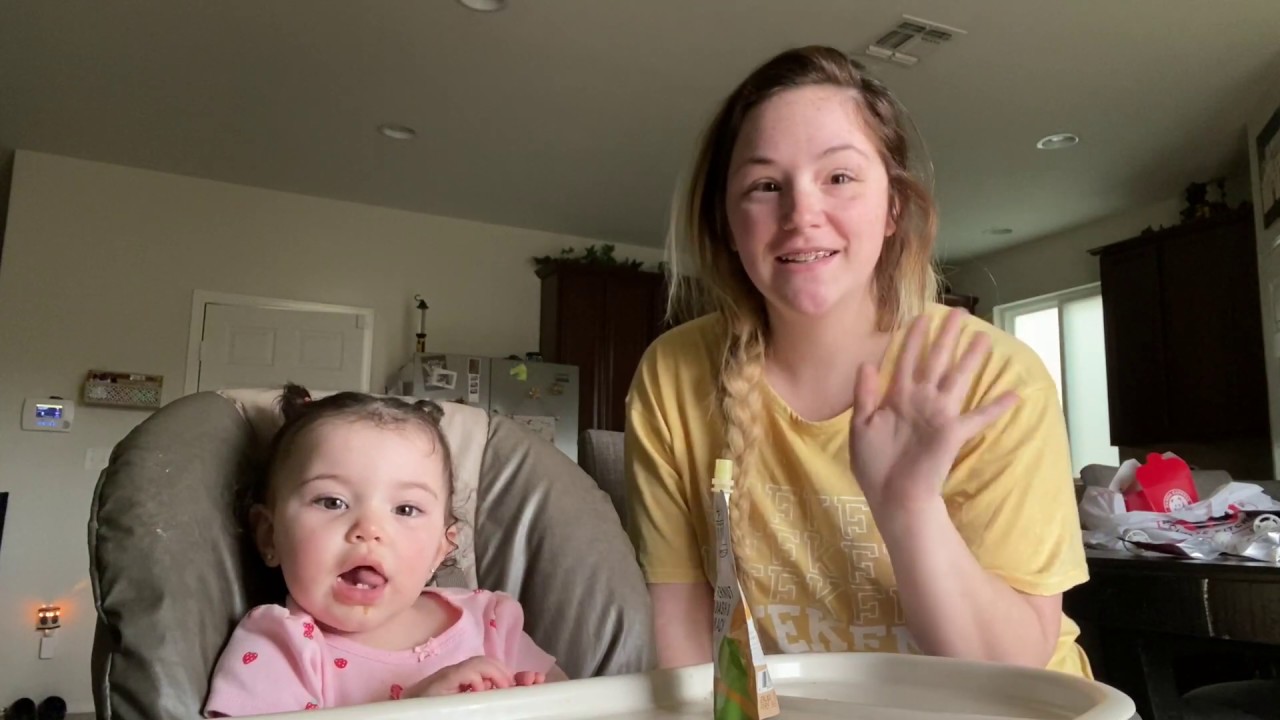 BABY ARABELLA TRIES SERENITY KIDS BABY FOOD!! - YouTube
