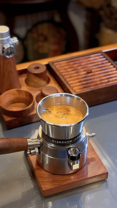 Making espresso coffee with UPHOT is so healing 😌 #coffee #espresso #coffeemaker #uphot #satisfy