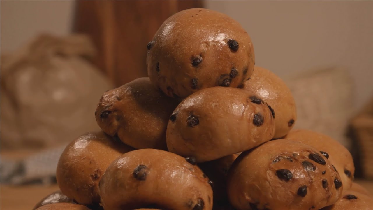 Panini alle Gocce di Cioccolato | NEL FORNO DI CASA TUA | #incucina con Fulvio Marino