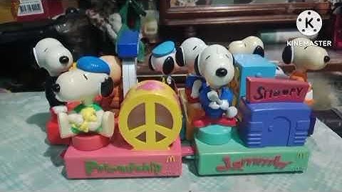 Peanuts  Snoopy Parade 50th Anniversary from 2000 Vintage Toy Collection Limited edition 